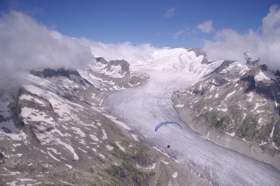 1001 bornes alpines, traversée des Alpes en vol bivouac, été 2008