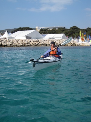 Kayak de mer Nomura de Goltziana