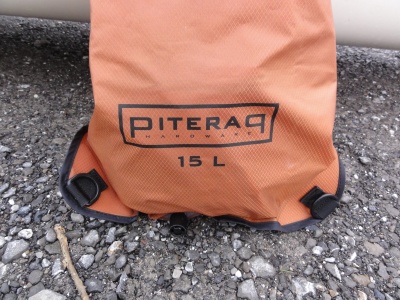 Sac &eacute;tanche compact et l&eacute;ger de Piteraq (15l)