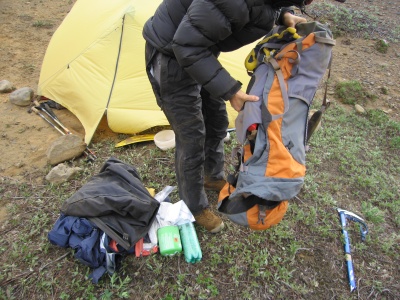 Sac étanche utilisé ici en Islande dans le sac à dos pour préserver les vêtements et le sac de couchage