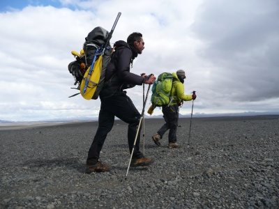 Veste ultralégère imperméable et respirante utilisée lors d'un trek d'un mois pour traverser l'Islande