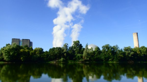 Centrale de Chinon - lundi 6 juillet 2015 09:20