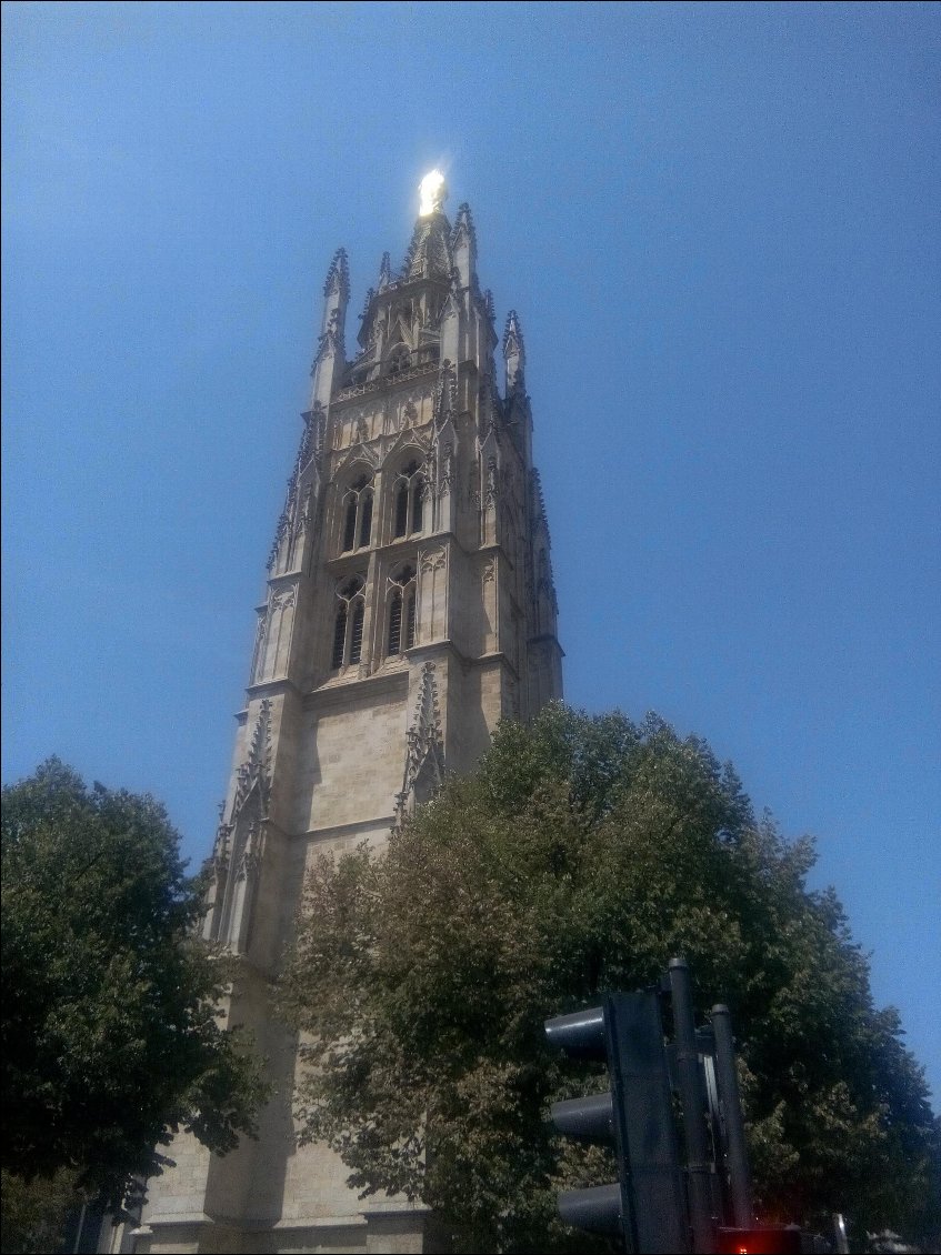 La cathédrale de Bordeaux.