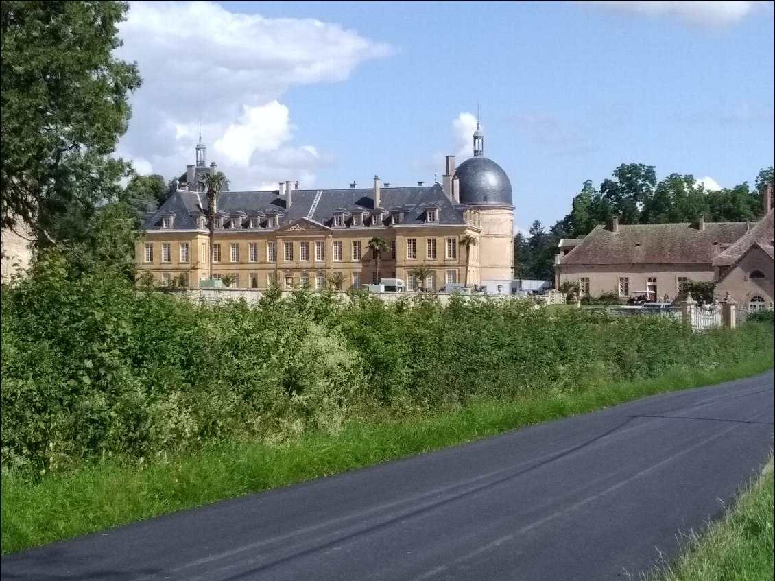 Château de Digoine. 