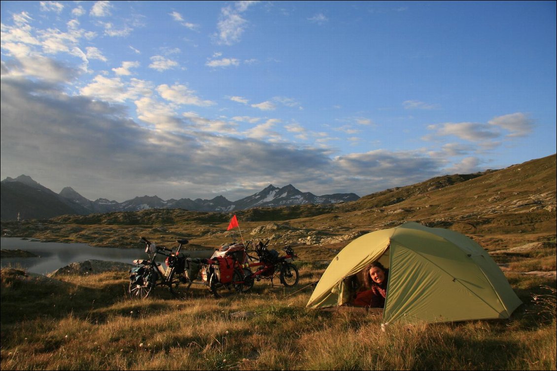 J15 : réveil au bivouac du Grimselpass