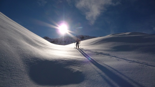 Bonne année 2009 (la montée au Piolit, montagne visible depuis les locaux de la rédaction)