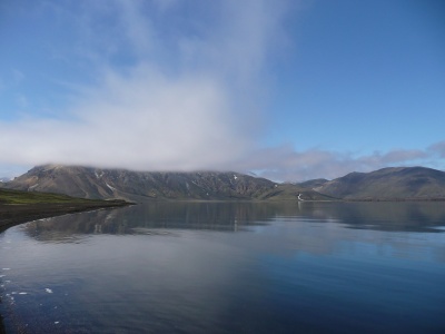 De Landmannahellir à Landmannalaugar : le beau lac Frostasta?avatn 