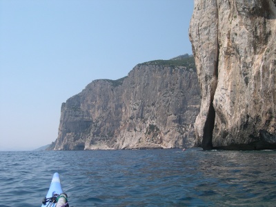 kayak de mer en Sardaigne, golfe d'Orosei kayak de mer en Sardaigne, golfe d'Orosei