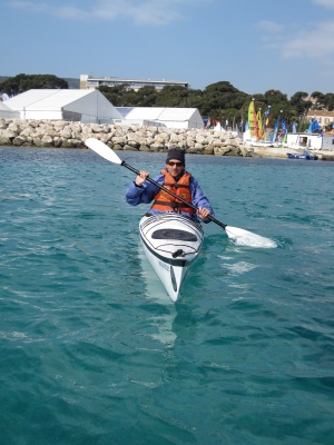 Kayak de mer Nomura de Goltziana