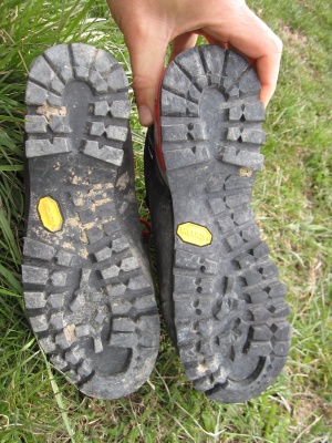 Toutes deux équipées de la semelle Climbing de Vibram