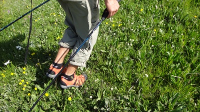 Sandales outdoor Keen en randonnée + vol en parapente en montagne