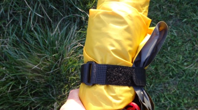 Sangle avec velcro de serrage fournie Sangle avec velcro de serrage fournie