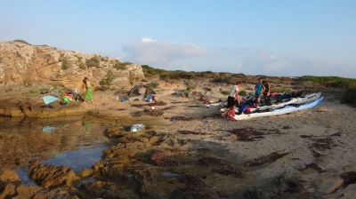 Kayak bivouac en Sardaigne