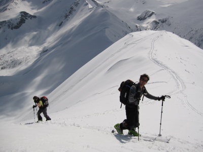 Ski de rando avec des skis fats