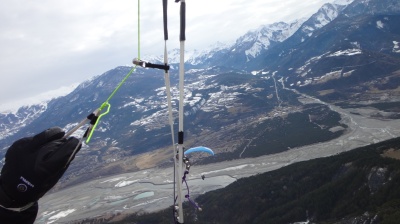 Vol en parapente, les Heatwear allumés en position 1 (voyant vert)