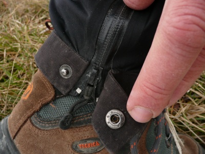 Bas du pantalon, bouton pression