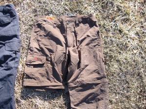 Pantalon Fjällräven MT Trousers Karl zip off : convertible en short au-dessus du genou