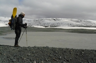 Veste ultralégère imperméable et respirante utilisée lors d'un trek d'un mois pour traverser l'Islande