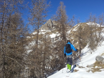 Veste OMM Aether Jacket à ski de rando