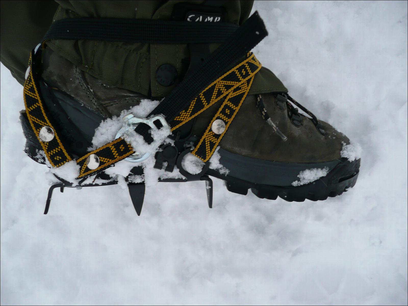 Crampons légers Crab 6 de Petzl