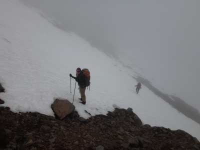 Passage d'un col à 400m dans le brouillard