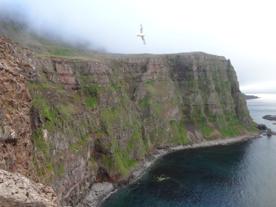 De l'autre côté de ce col, une zone superbe et très sauvage, nord ouest de Haelavik