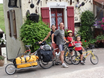 Le Canal de Bourgogne Sud à vélo en famille