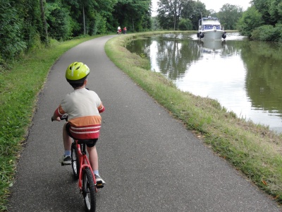 Le Canal du Centre et la Voie Verte de Bourgogne Sud à vélo en famille