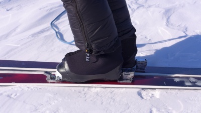 Les surbottes s'ajustent parfaitement aux chaussures.