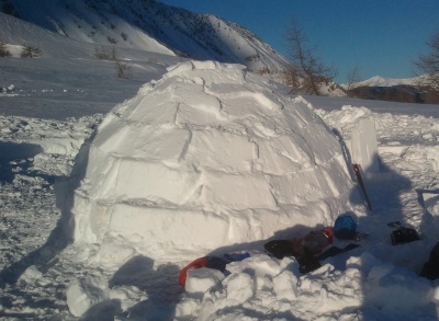 Un week-end de test matériel pour Carnets d'Aventures : nuit en igloo