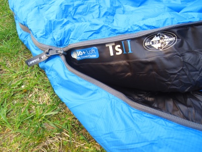 Le rabat isolant de zip Le rabat isolant de zip