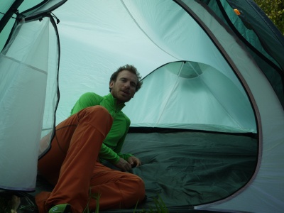 Anthony dans la chambre