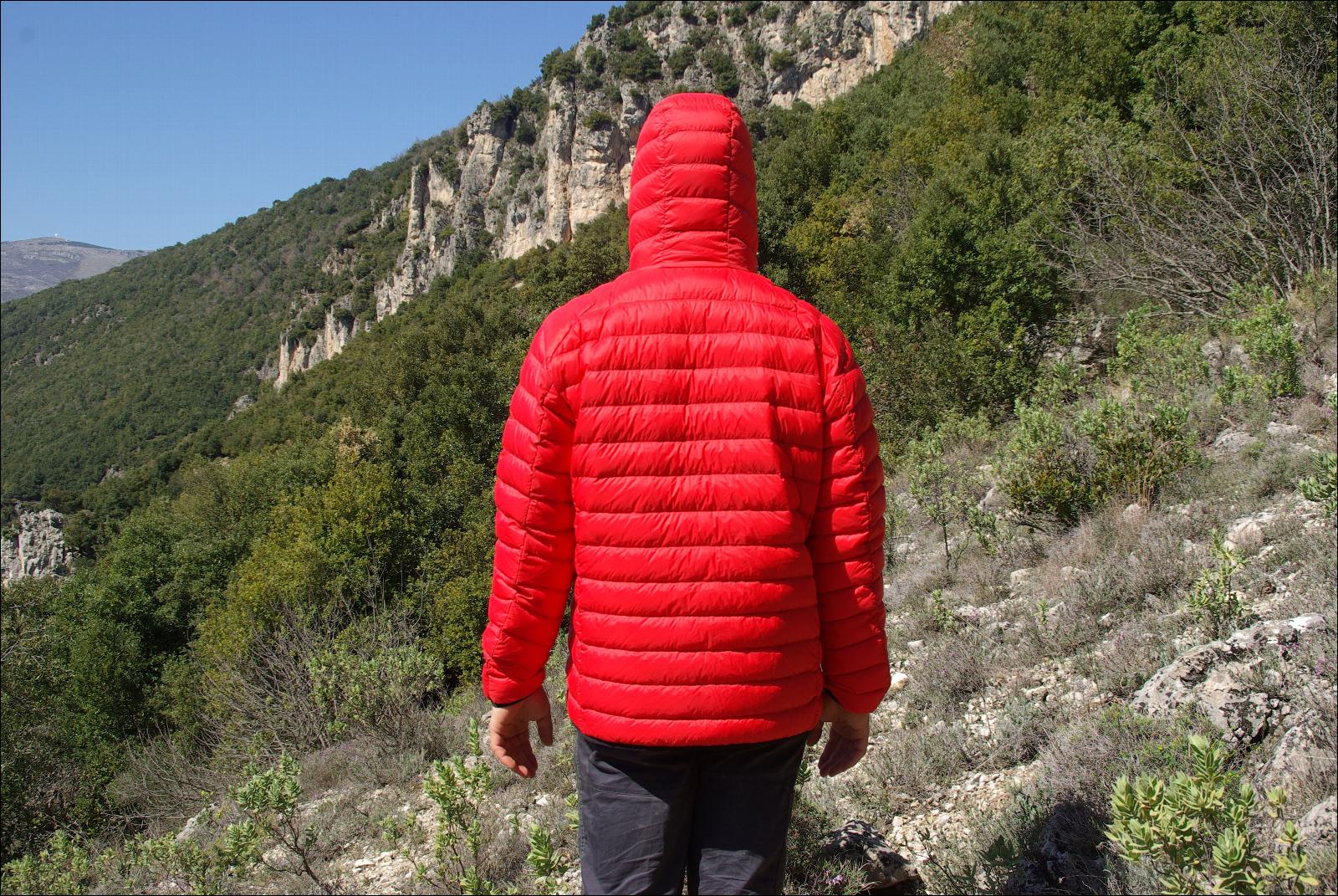 Veste quechua noir et rouge top