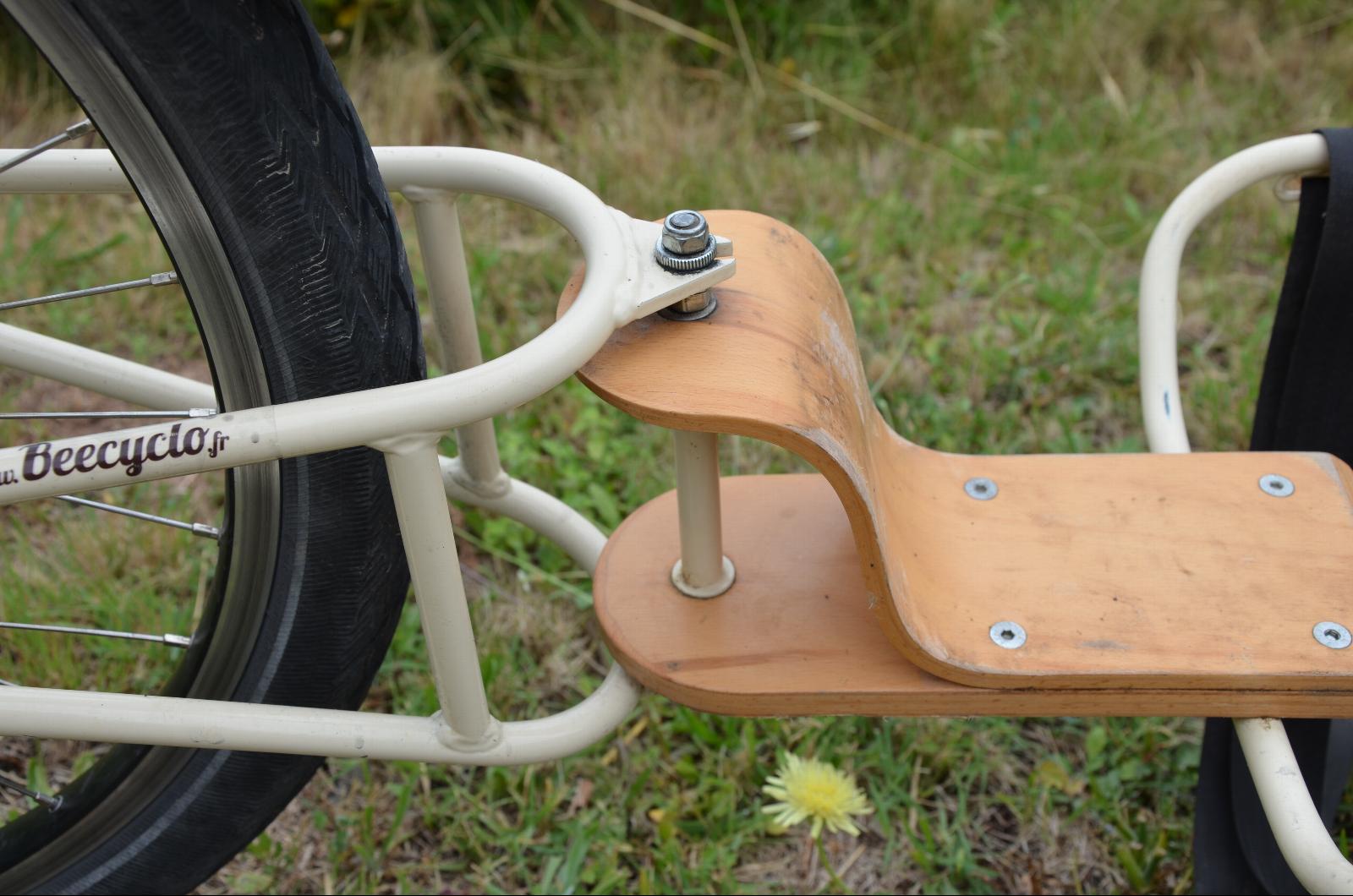 Test de la remorque à vélo BeeZ