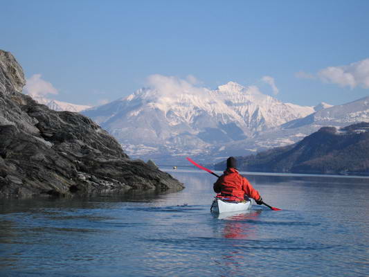 serre-poncon kayak