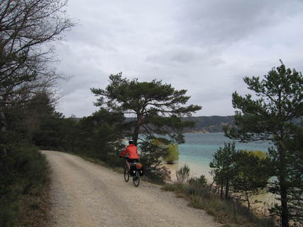 VTT le long du lac de Sainte-Croix