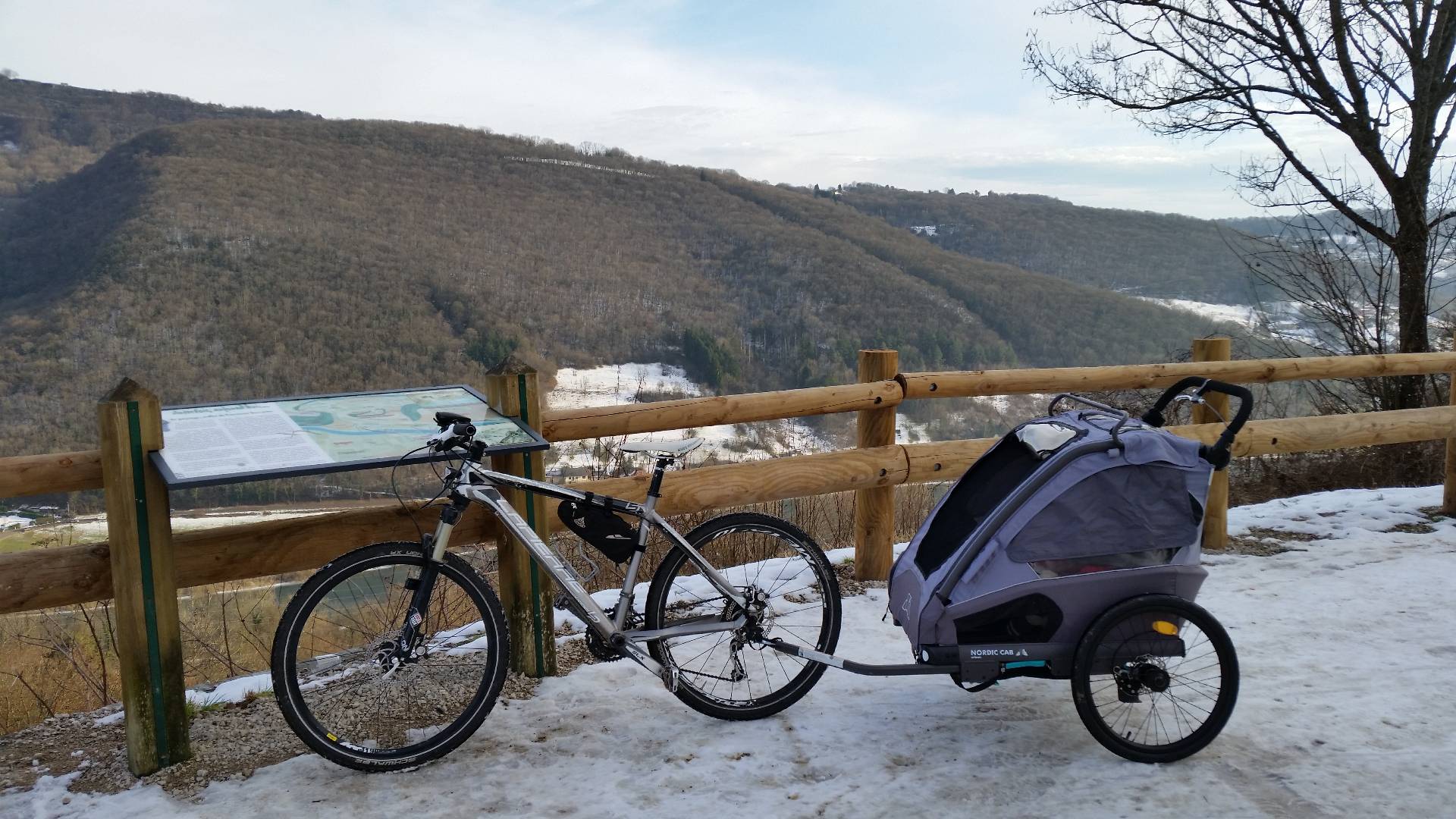 Remorque vélo 2 places enfant Nordic Cab Urban