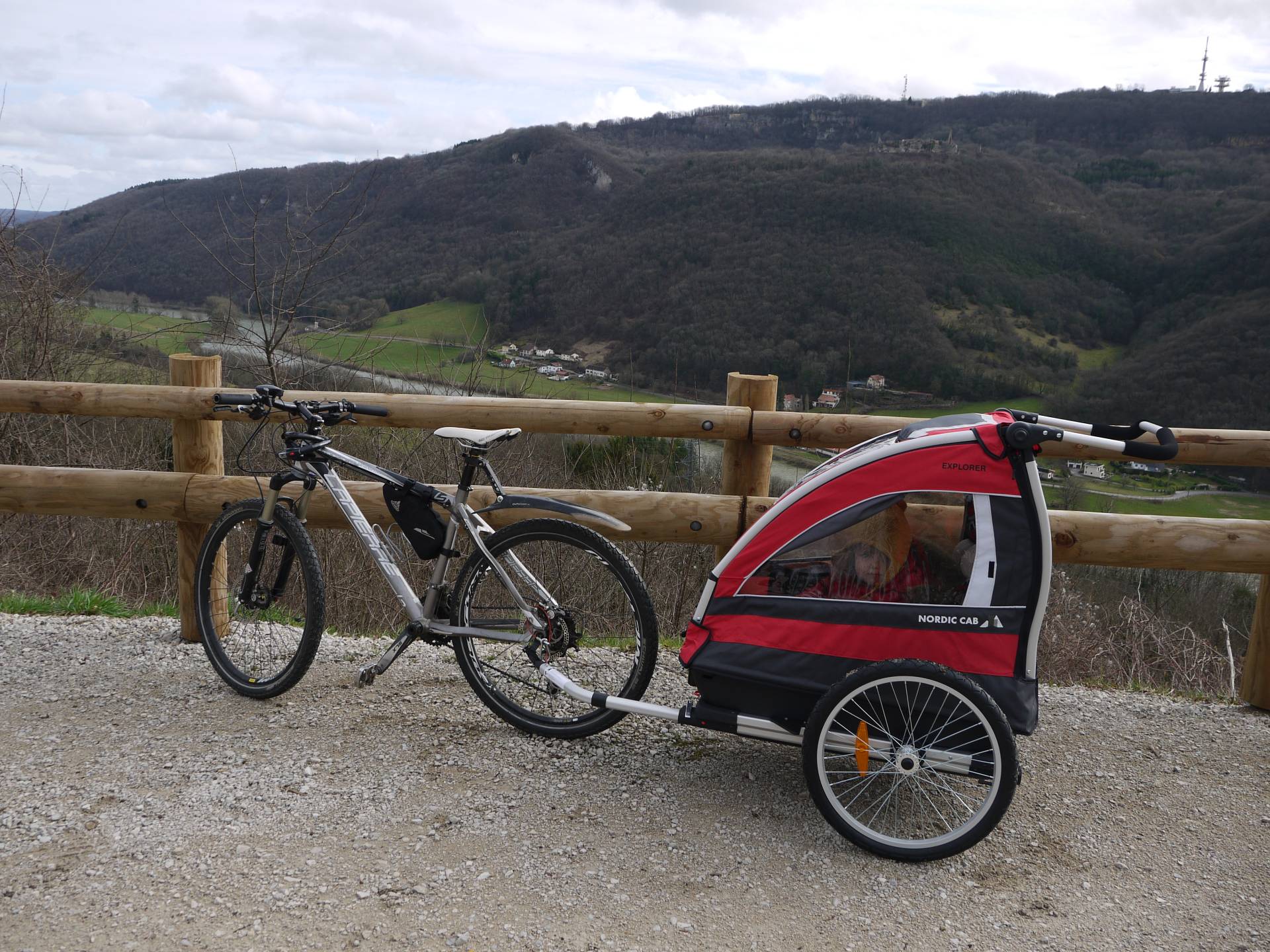 Remorque velo 2 places enfant Nordic Cab Explorer