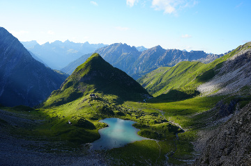 traverser-l-arc-alpin-a-pied-au-feminin-et-en-solitaire