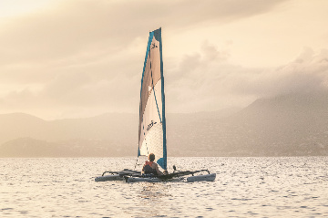 randonner-a-la-voile-kayak-trimaran-en-mediterranee
