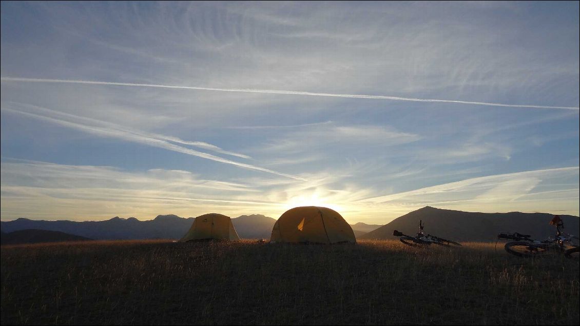 Super joli bivouac ! Les lumières du matin