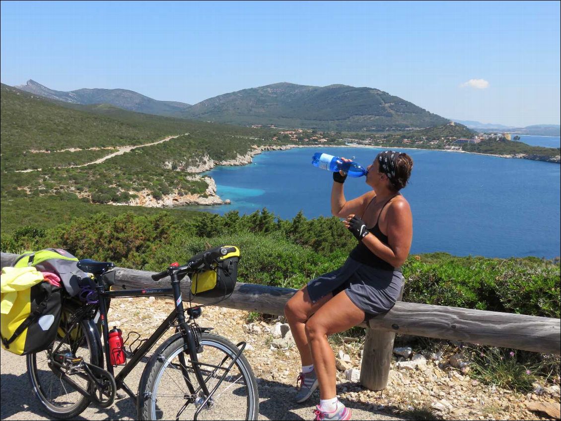 Au Capo Caccio, un paysage de rêve mais des routes qui n'en finissent pas de monter!