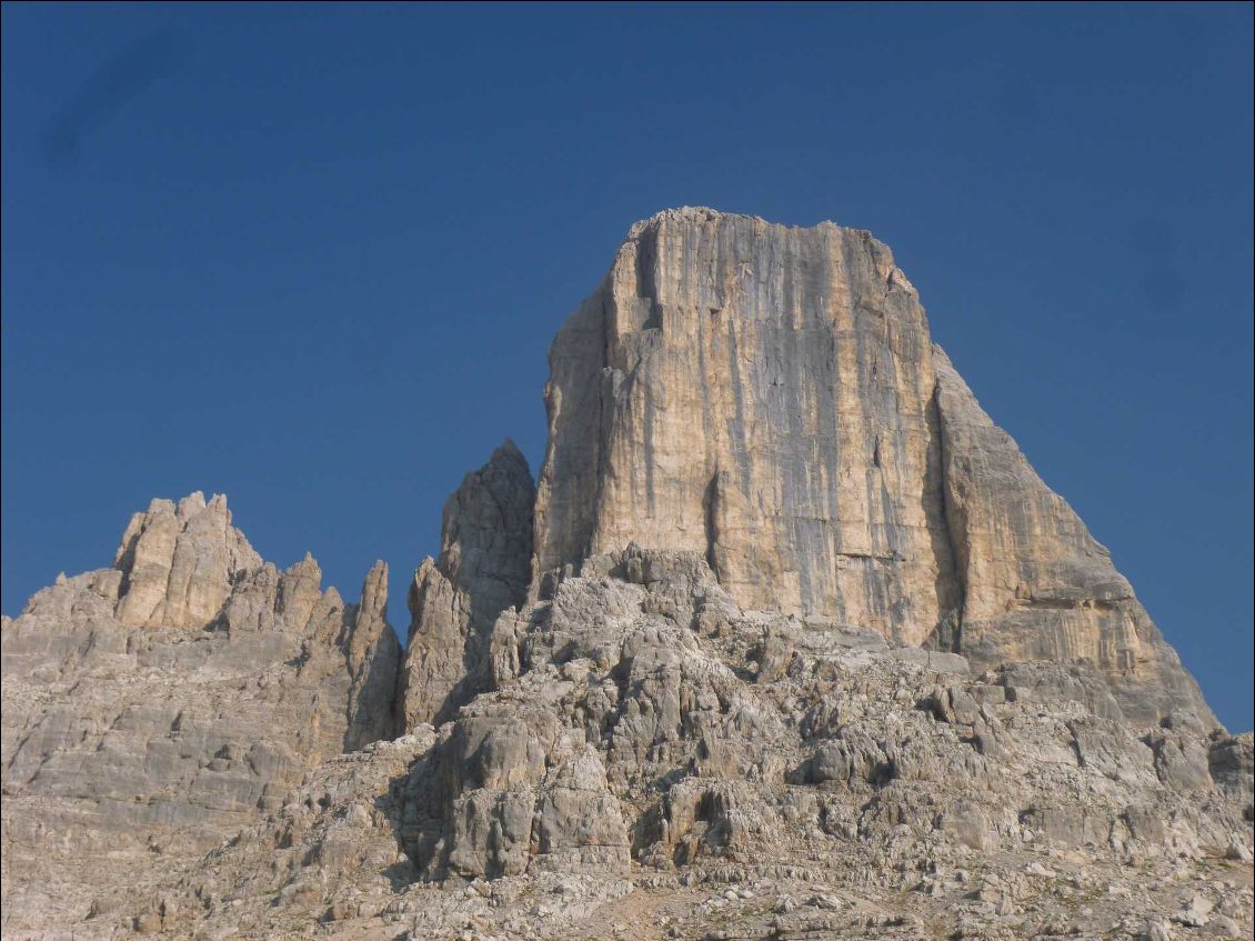 Torre di Valgrande à 7h40.