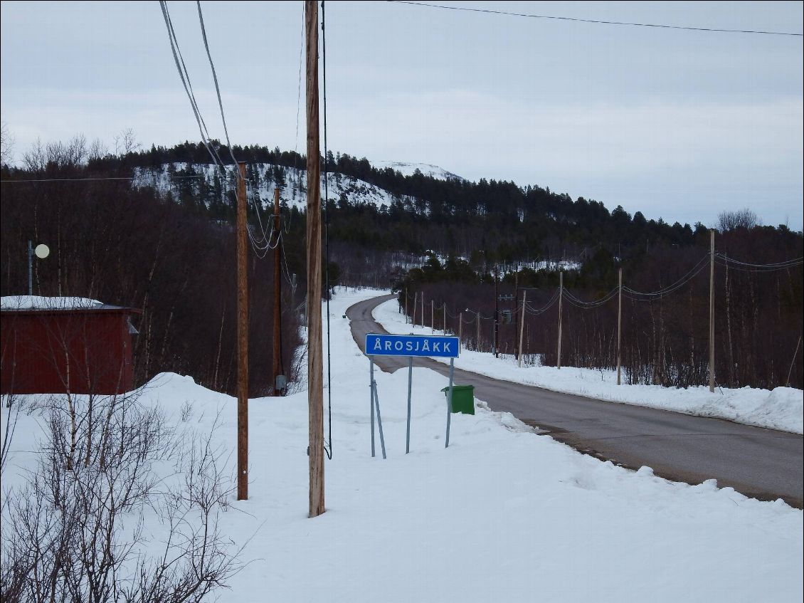 La "nationale" qui marque la sortie de cette longue traversée du Plateau