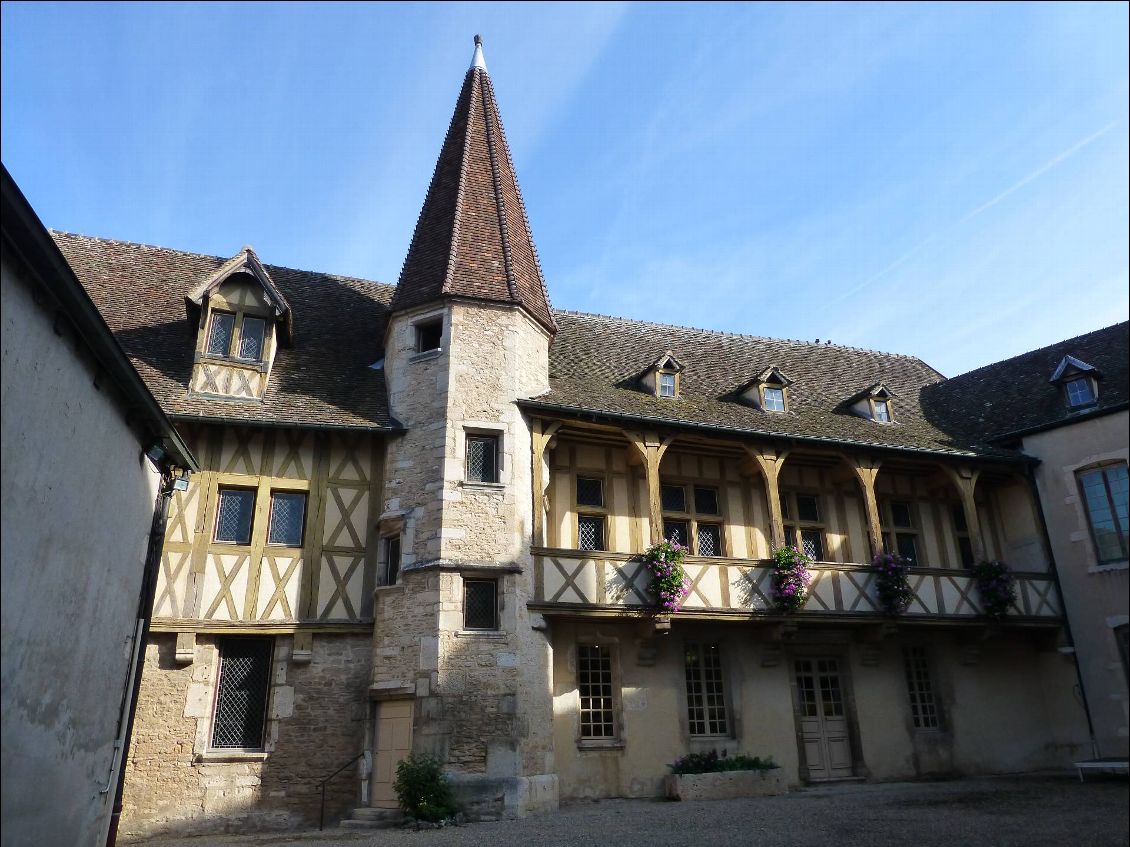 Beaune, le Musée du Vin. Enfin, autre chose que de l'eau !