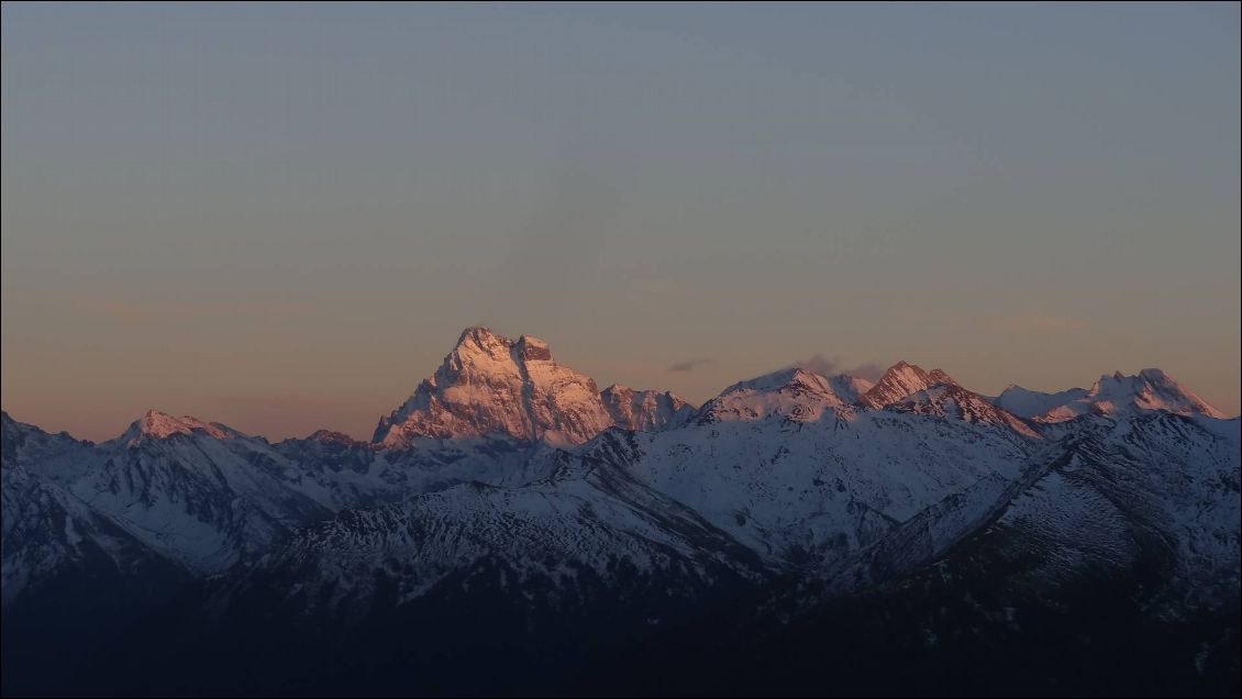 Les belles lumières du soir sur le .... Viso !!! :-)