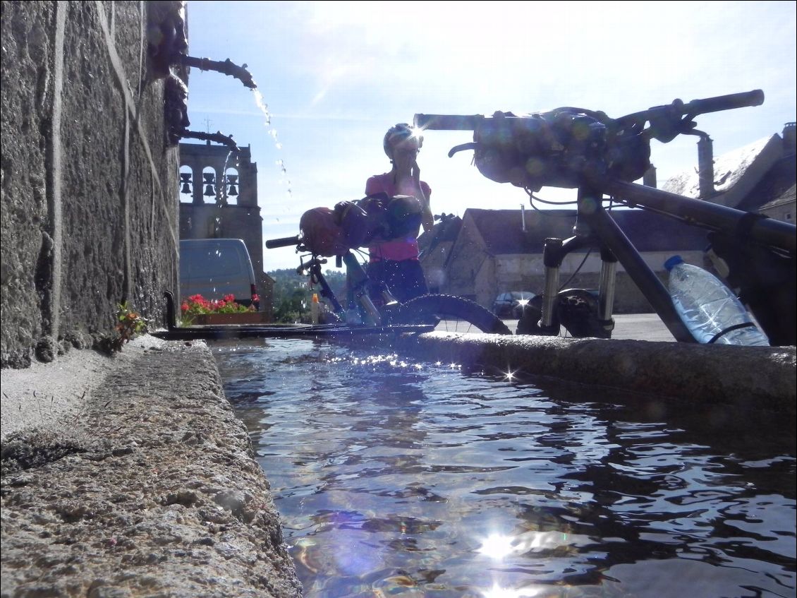 On fait le plein d'eau avant de repartir