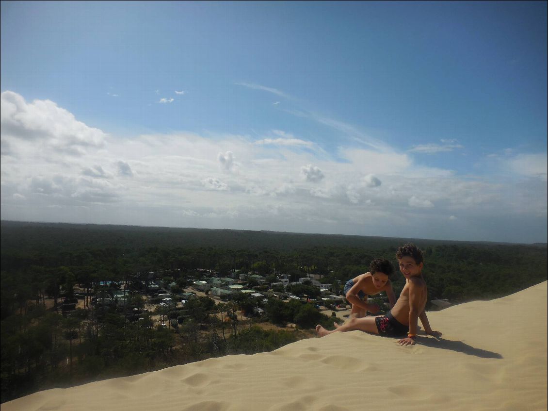 sur la dune au dessus du camp