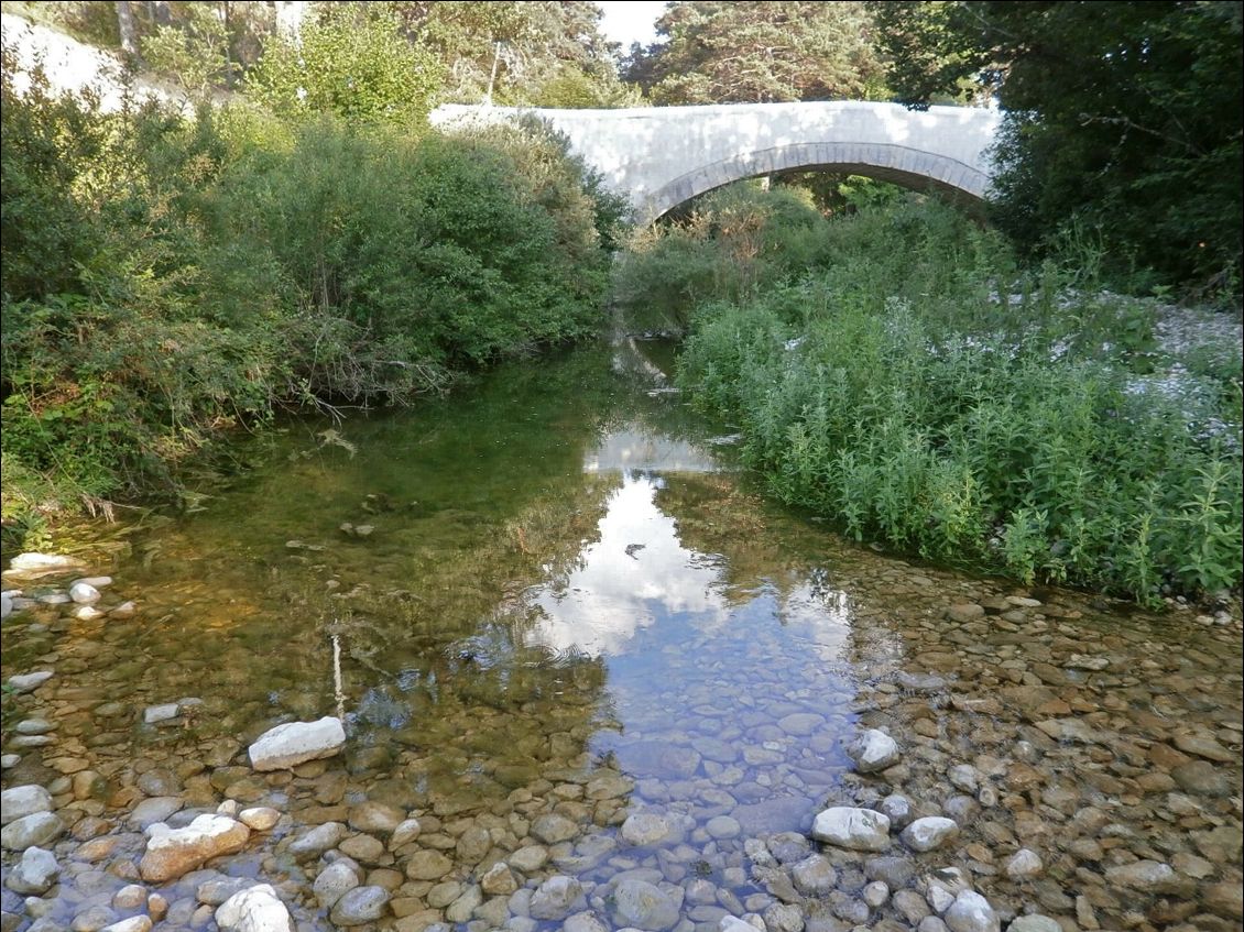 Et même une rivière fraîche pour un bain aussi mérité que nécessaire!