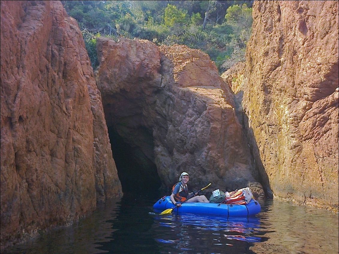 Massif de l'Esterel (packraft)